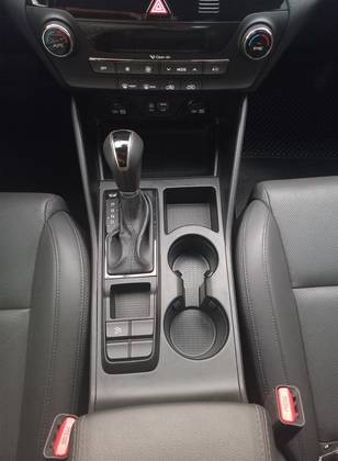 HYUNDAI TUCSON 1.6 16V T-GDI GASOLINA GLS ECOSHIFT HYUNDAI TUCSON 1.6 16V T-GDI GASOLINA GLS ECOSHIFT